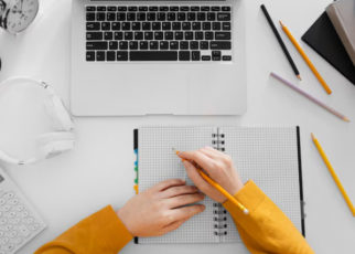 Cómo elegir el curso ideal según tu perfil profesional