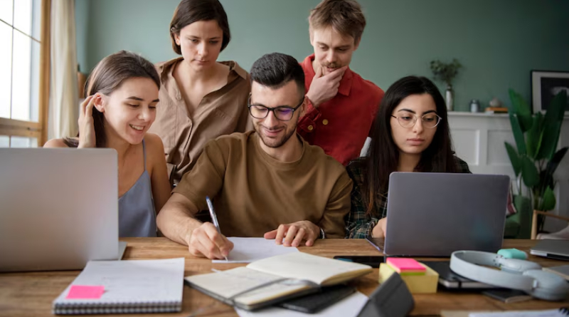 Cursos con salidas profesionales en auge en 2025